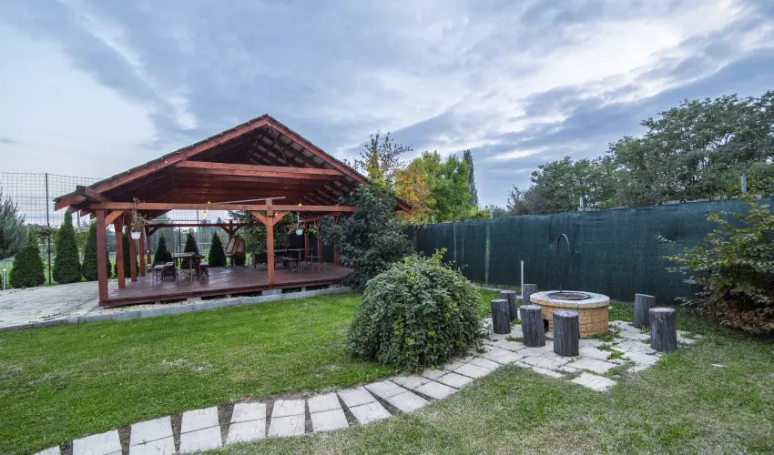 Sweet-Life Wellness Apartman Egerszal�k - Okt�ber 23.