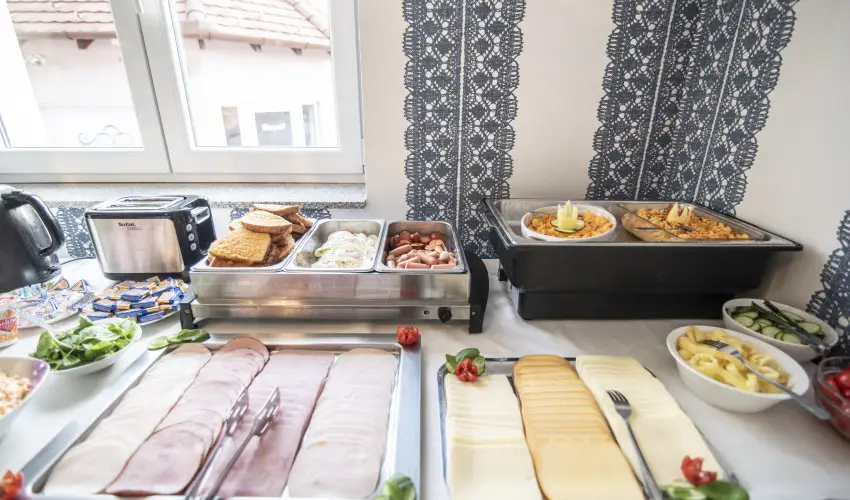 Sweet-Life Wellness Apartman Egerszal�k - Okt�ber 23.