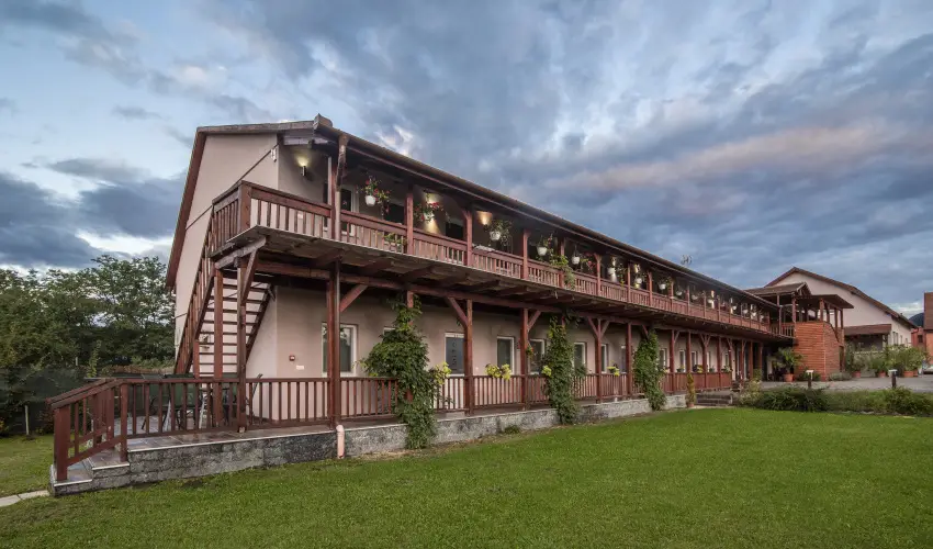 Sweet-Life Wellness Apartman Egerszal�k - Okt�ber 23.