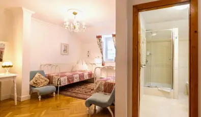 Sz�rcsa Hotel Sz�kesfeh�rv�r