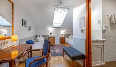 Sz�rcsa Hotel Sz�kesfeh�rv�r