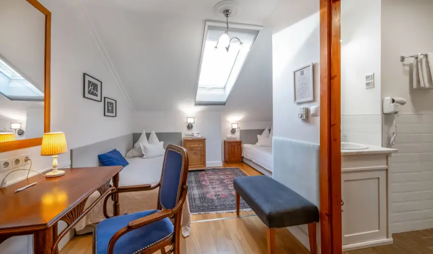 Sz�rcsa Hotel Sz�kesfeh�rv�r - Okt�ber 23. 