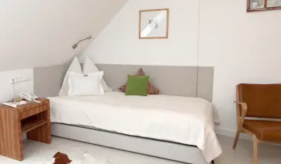 Sz�rcsa Hotel Sz�kesfeh�rv�r