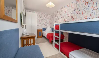 Sz�rcsa Hotel Sz�kesfeh�rv�r
