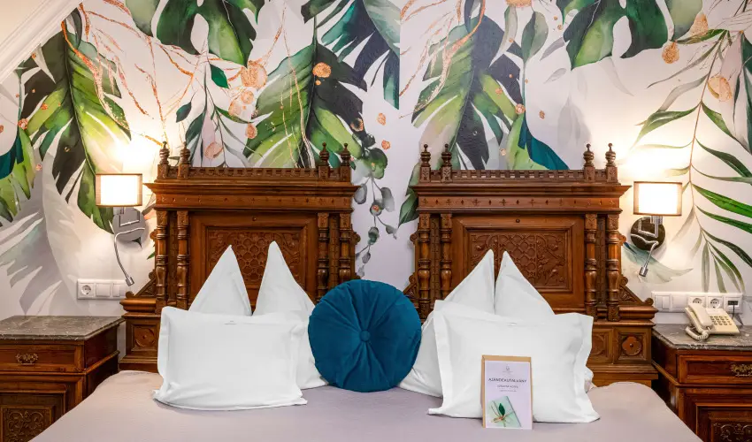 Sz�rcsa Hotel Sz�kesfeh�rv�r - Okt�ber 23. 