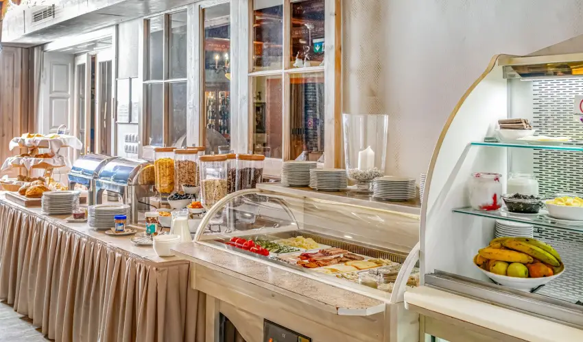 Sz�rcsa Hotel Sz�kesfeh�rv�r - Okt�ber 23. 
