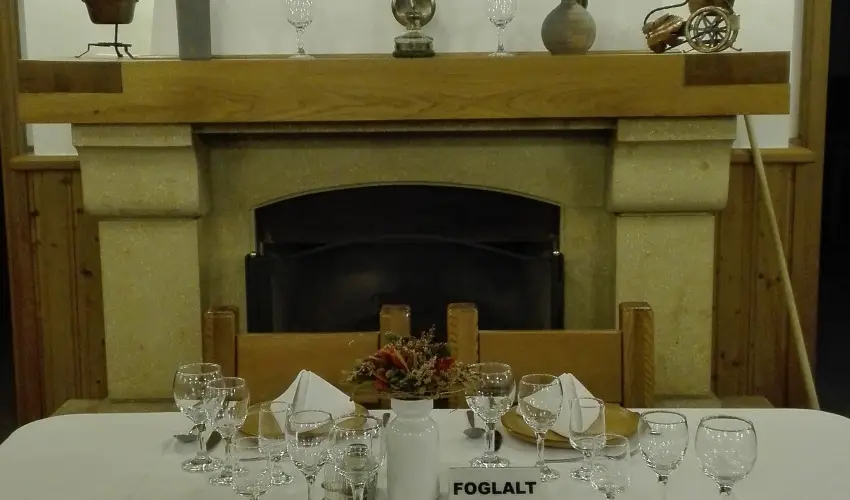 Szent Hubertus Panzi� Par�dsasv�r - Okt�ber 23. (min. 2 �j)