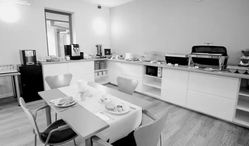 Hotel Adalbert - Boldog Meszl�nyi Zolt�n H�z  Esztergom - Okt�ber 23. 