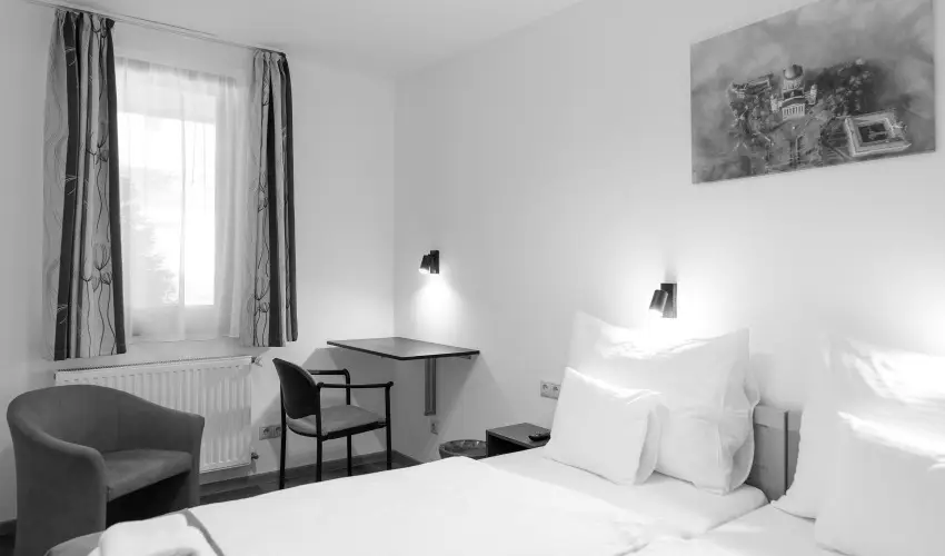 Hotel Adalbert - Boldog Meszl�nyi Zolt�n H�z  Esztergom - Okt�ber 23. 