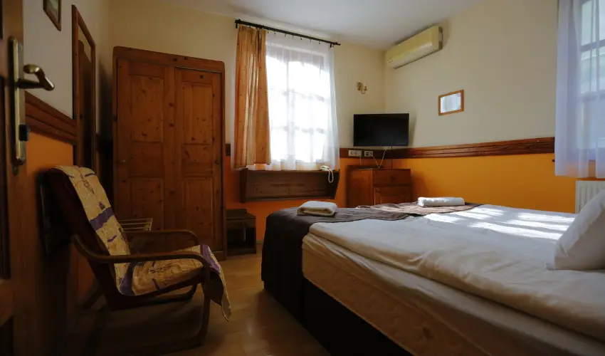 Szent Istvn Hotel Eger - Oktber 23.