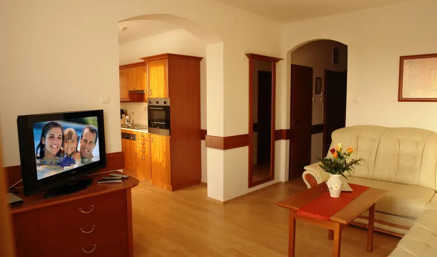 Szerencsemk Panzi Kehidakustny - Oktber 23. (min. 2 j)