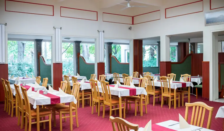 Wellness Hotel Szindbd  Balatonszemes - Oktber 23.