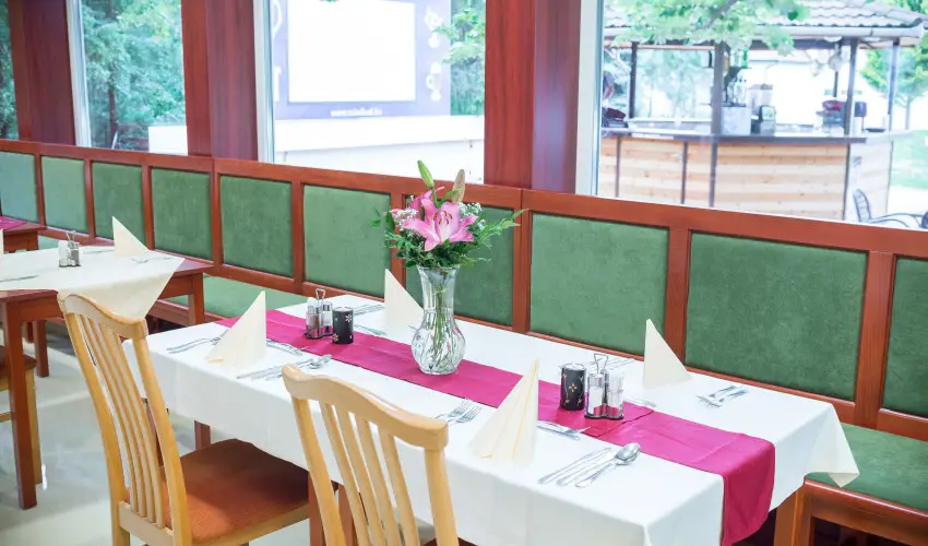 Wellness Hotel Szindbd  Balatonszemes - Oktber 23.