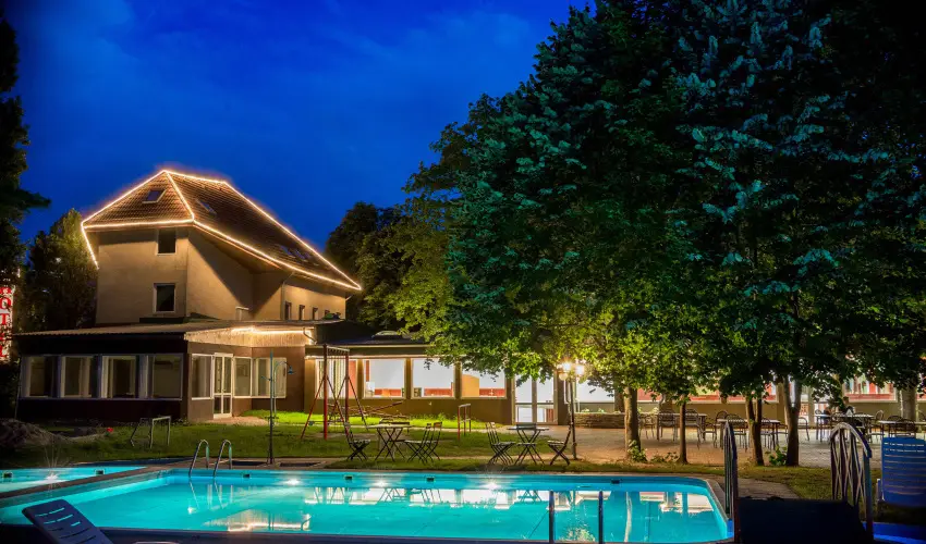 Wellness Hotel Szindbd  Balatonszemes - Oktber 23.