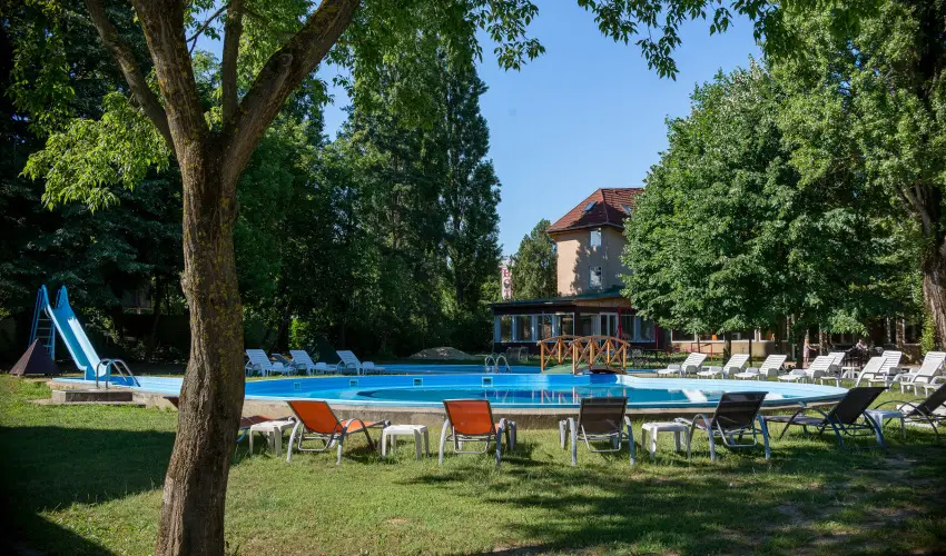Wellness Hotel Szindbd  Balatonszemes - Oktber 23.