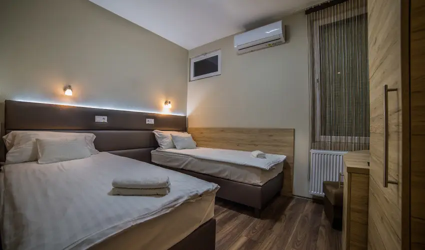 Sztr Motel s tterem Balassagyarmat - Oktber 23. 