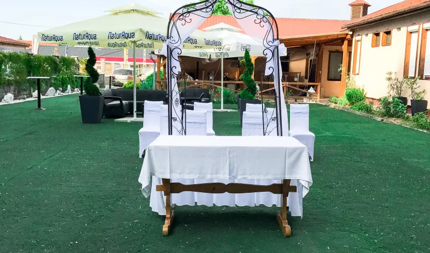 Sztr Motel s tterem Balassagyarmat - Oktber 23. 