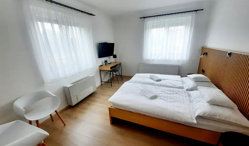 Svirg Terml Panzi Hajdnns - Oktber 23. 