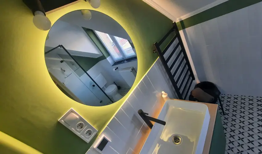 Svirg Terml Panzi Hajdnns - Oktber 23. 