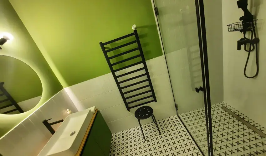 Svirg Terml Panzi Hajdnns - Oktber 23. 