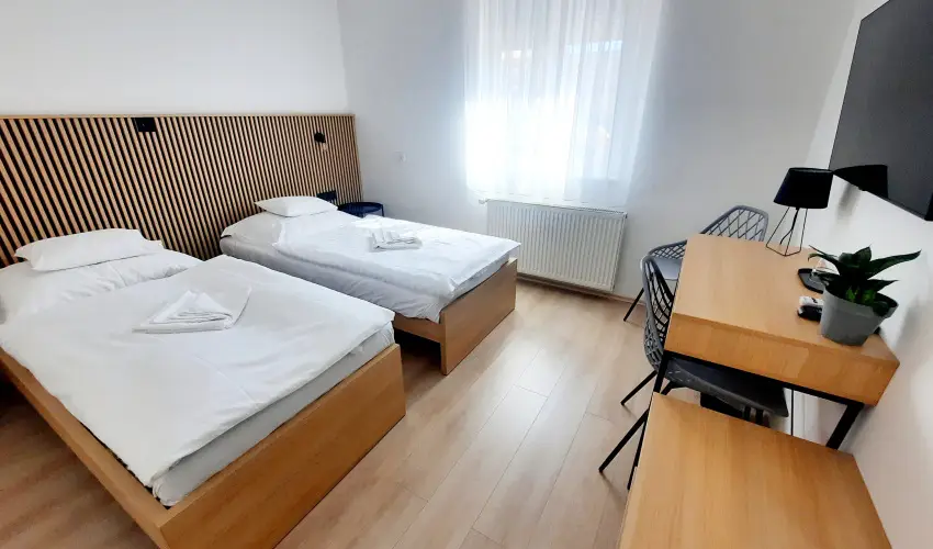 Svirg Terml Panzi Hajdnns - Oktber 23. 