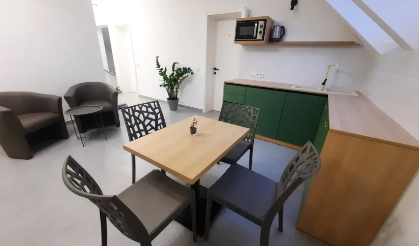 Svirg Terml Panzi Hajdnns - Oktber 23. 