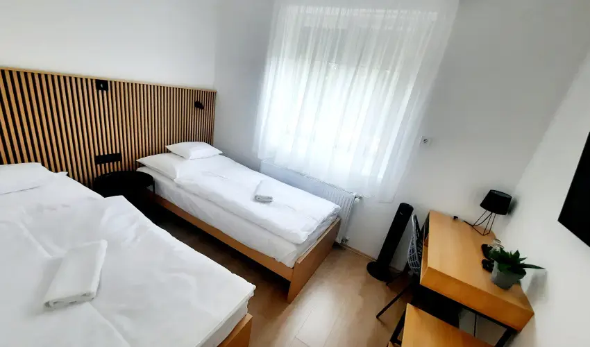 Svirg Terml Panzi Hajdnns - Oktber 23. 