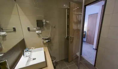 Thermal Hotel Balance  Lenti