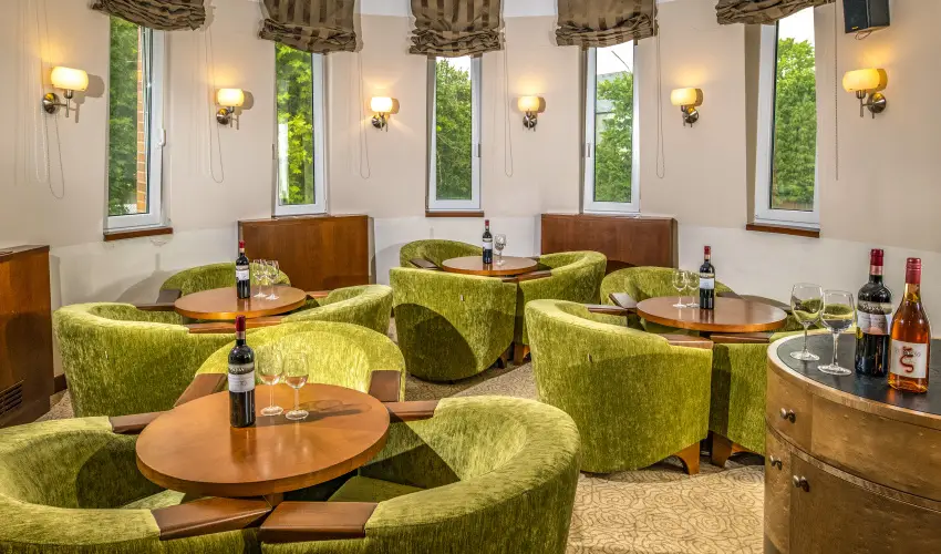 Term�l Apartmanok & Kemping Hark�ny Hark�ny - Okt�ber 23.