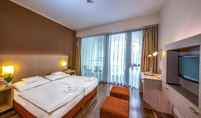 Term�l Apartmanok & Kemping Hark�ny Hark�ny - Okt�ber 23.