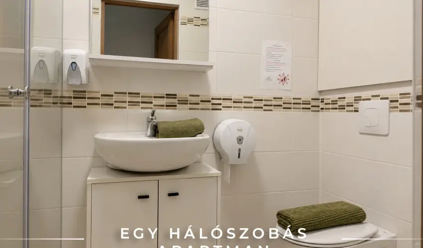 Tisza Gy�ngye Apartmanok Szeged - Okt�ber 23.