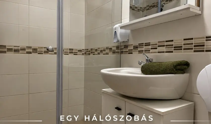 Tisza Gy�ngye Apartmanok Szeged - Okt�ber 23.