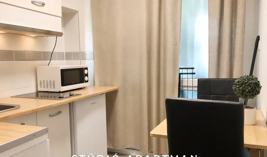 Tisza Gy�ngye Apartmanok Szeged - Okt�ber 23.