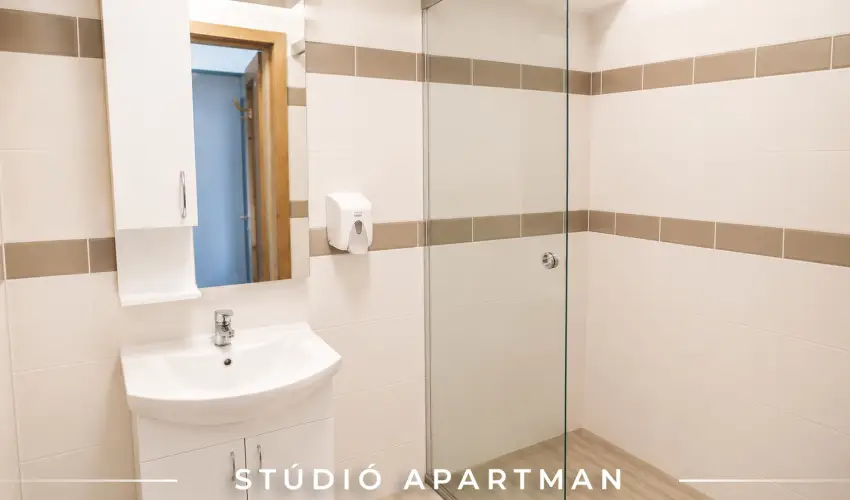 Tisza Gy�ngye Apartmanok Szeged - Okt�ber 23.