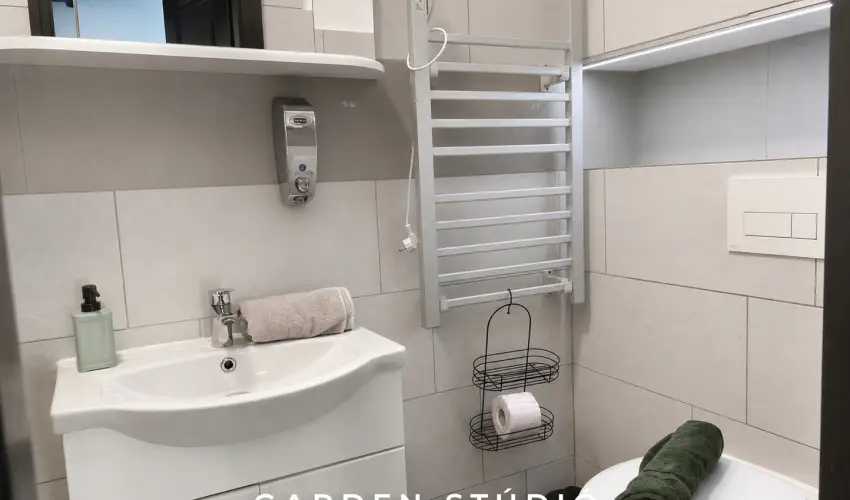 Tisza Gy�ngye Apartmanok Szeged - Okt�ber 23.