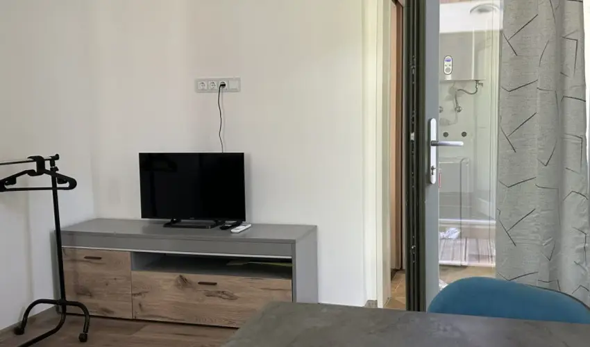 Tisza Gy�ngye Apartmanok Szeged - Okt�ber 23.