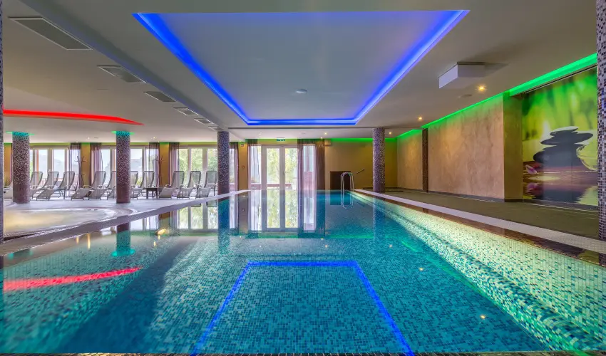 T Wellness Hotel Bnk - Oktber 23.  (min. 2 j)