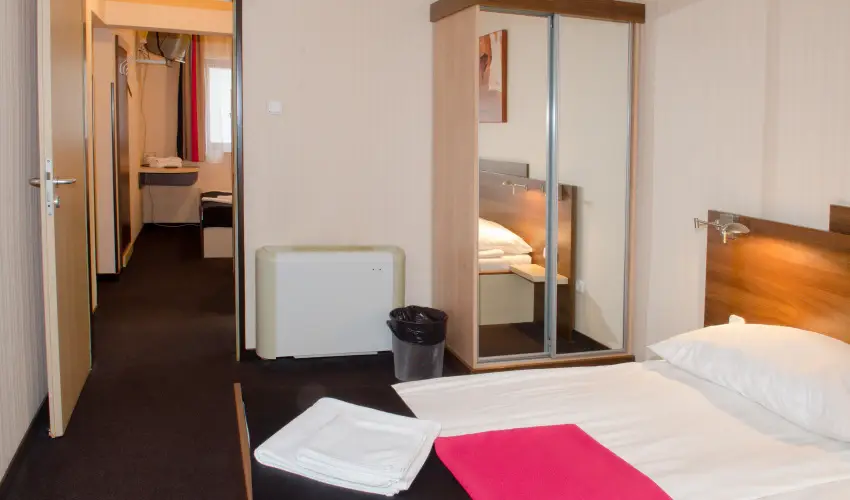 T Wellness Hotel Bnk - Oktber 23.  (min. 2 j)