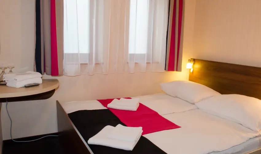 T Wellness Hotel Bnk - Oktber 23.  (min. 2 j)