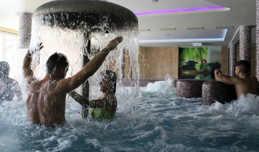 T Wellness Hotel Bnk - Oktber 23.  (min. 2 j)