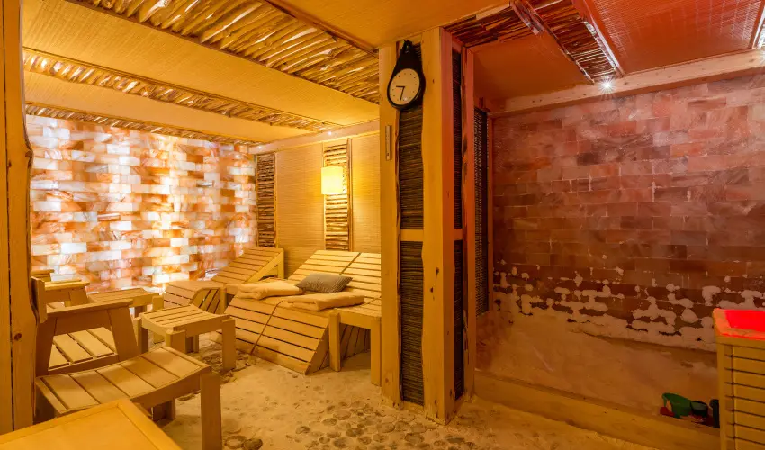 T Wellness Hotel Bnk - Oktber 23.  (min. 2 j)