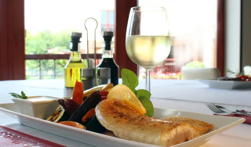 T Wellness Hotel Bnk - Oktber 23.  (min. 2 j)