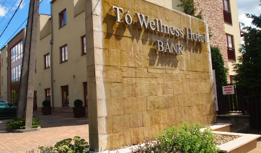 T Wellness Hotel Bnk - Oktber 23.  (min. 2 j)