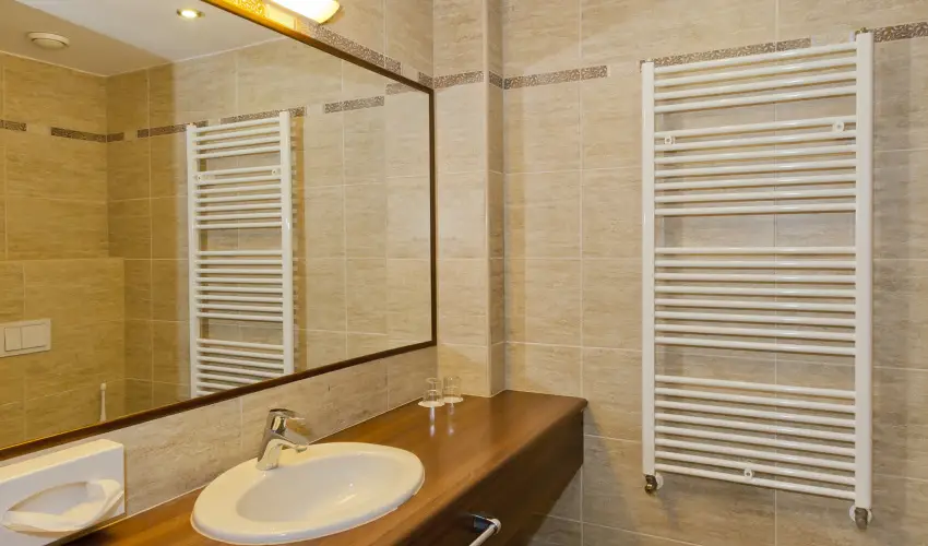 T Wellness Hotel Bnk - Oktber 23.  (min. 2 j)