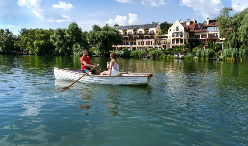 T Wellness Hotel Bnk - Oktber 23.  (min. 2 j)