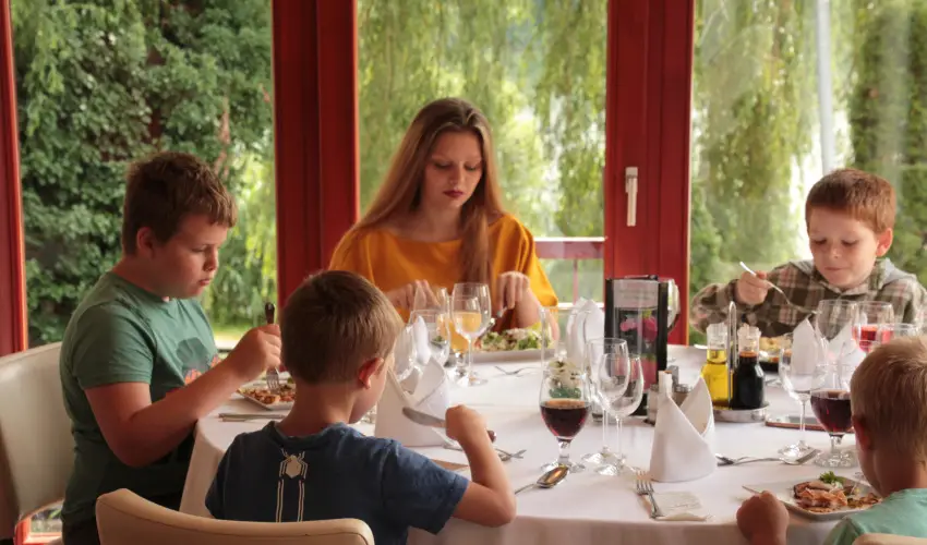 T Wellness Hotel Bnk - Oktber 23.  (min. 2 j)