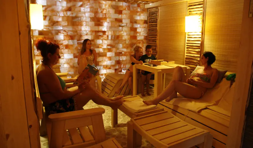 T Wellness Hotel Bnk - Oktber 23.  (min. 2 j)