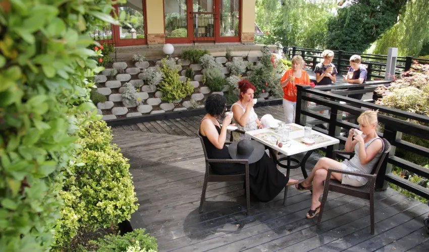 T Wellness Hotel Bnk - Oktber 23.  (min. 2 j)