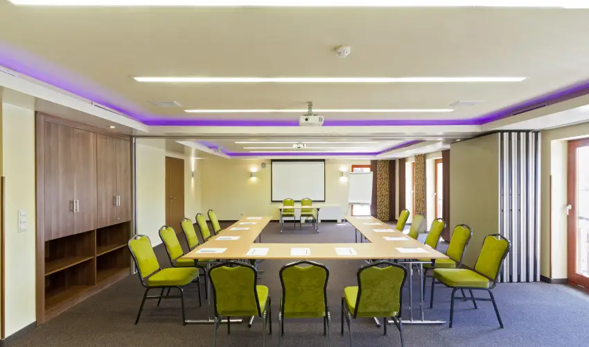 T Wellness Hotel Bnk - Oktber 23.  (min. 2 j)