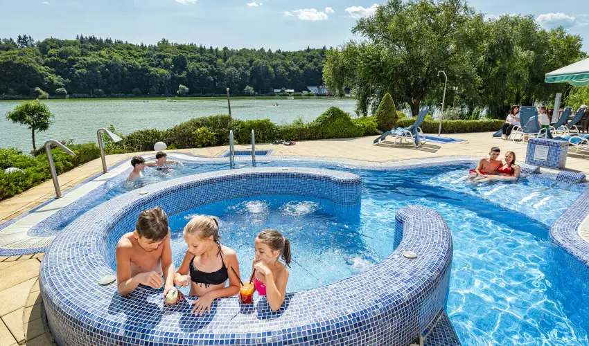 T Wellness Hotel Bnk - Oktber 23.  (min. 2 j)